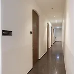 アパートホテル Limehome Schillerstrasse 4*