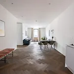 Aparthotel Limehome Schillerstraße 4*