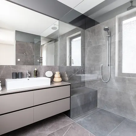Limehome Schillerstrasse Aparthotel 3*