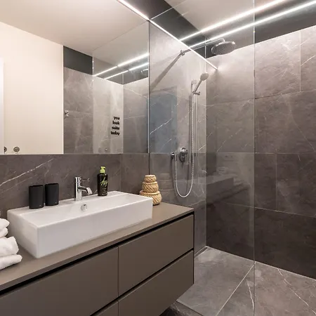 Limehome Schillerstrasse Ξενοδοχείο με διαμερίσματα Λιντς