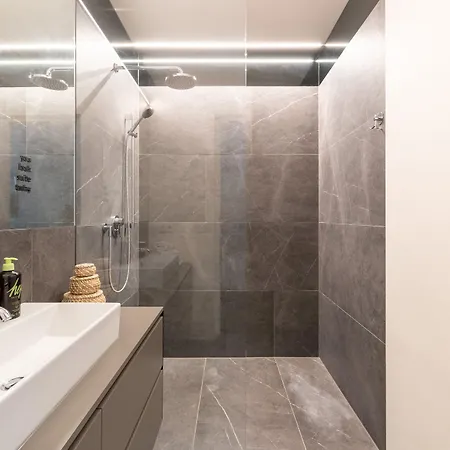 Limehome Schillerstrasse 3* Linec