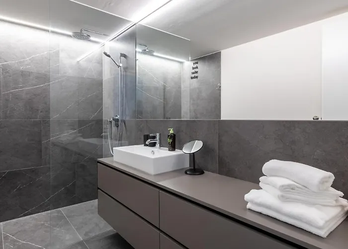 Aparthotel Limehome Schillerstrasse 4*