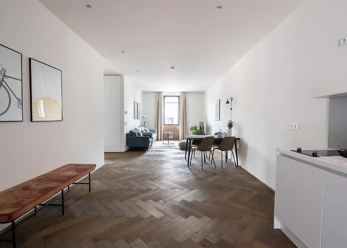 Limehome Schillerstrasse Aparthotel 3*