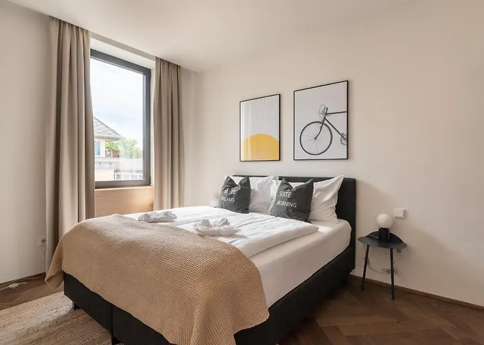 Aparthotel Limehome Schillerstrasse 4*